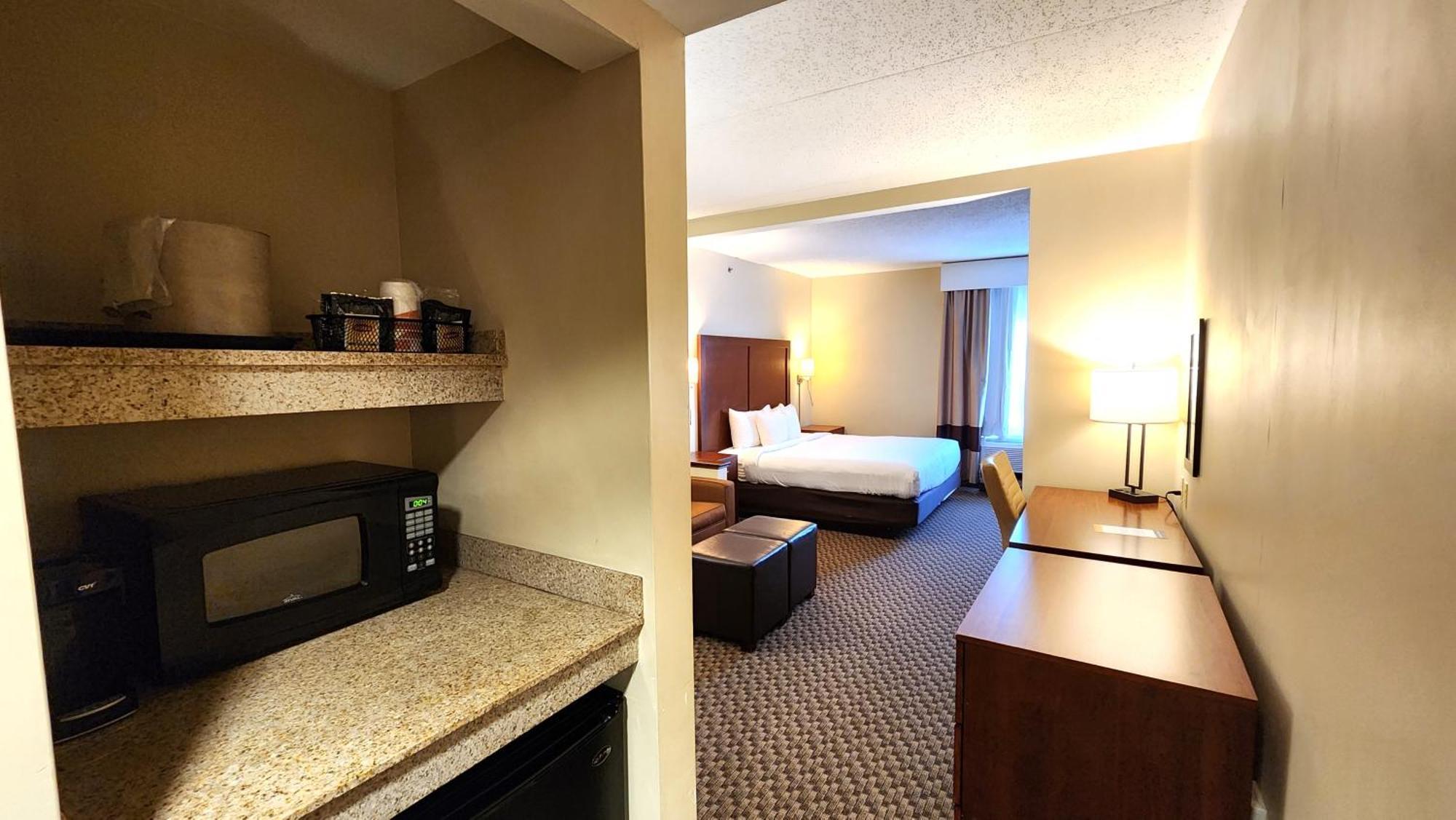 Comfort Inn & Suites Mount Pocono Room photo